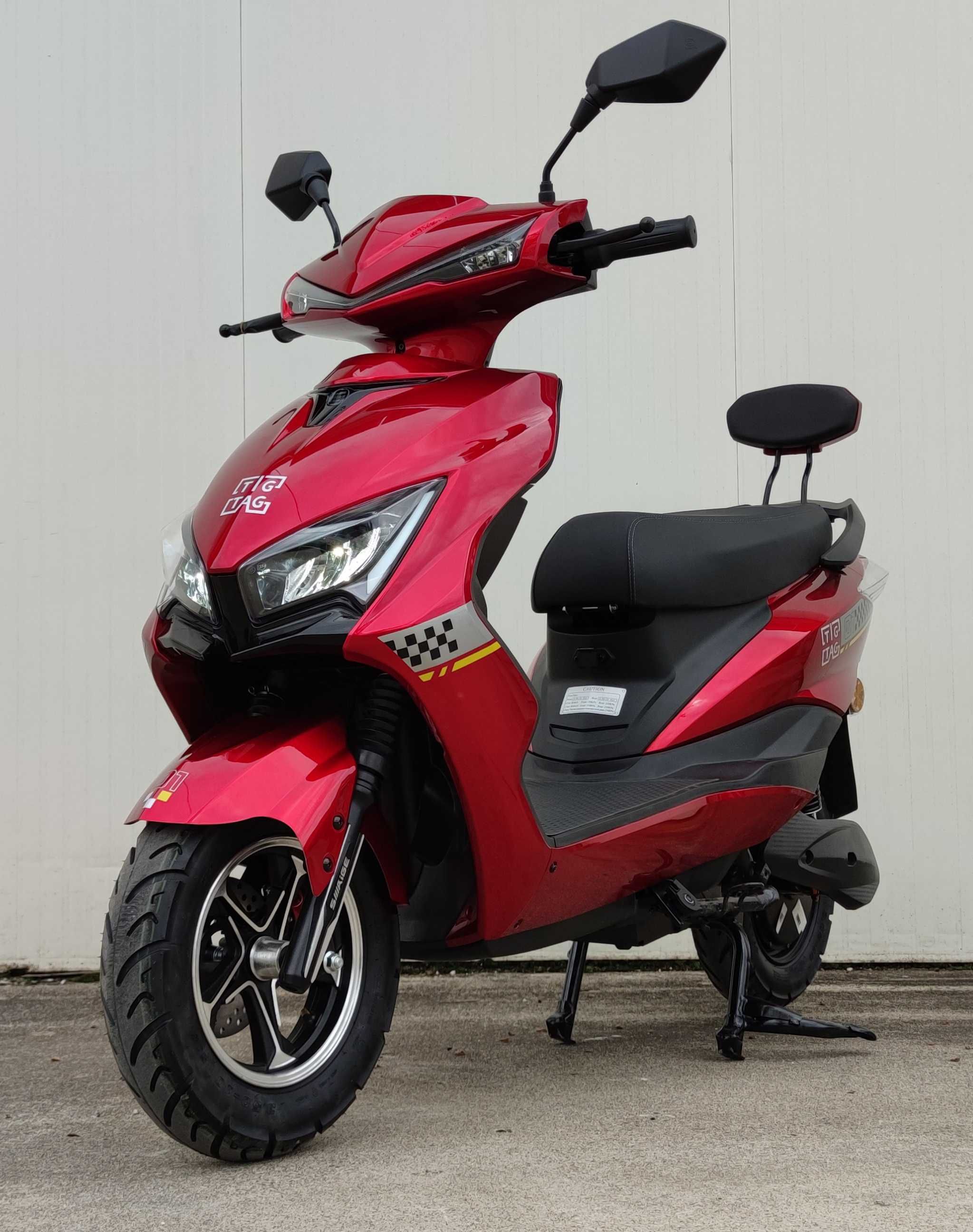 Електрически скутер EcoWay модел ZG-S 2000W винено червен