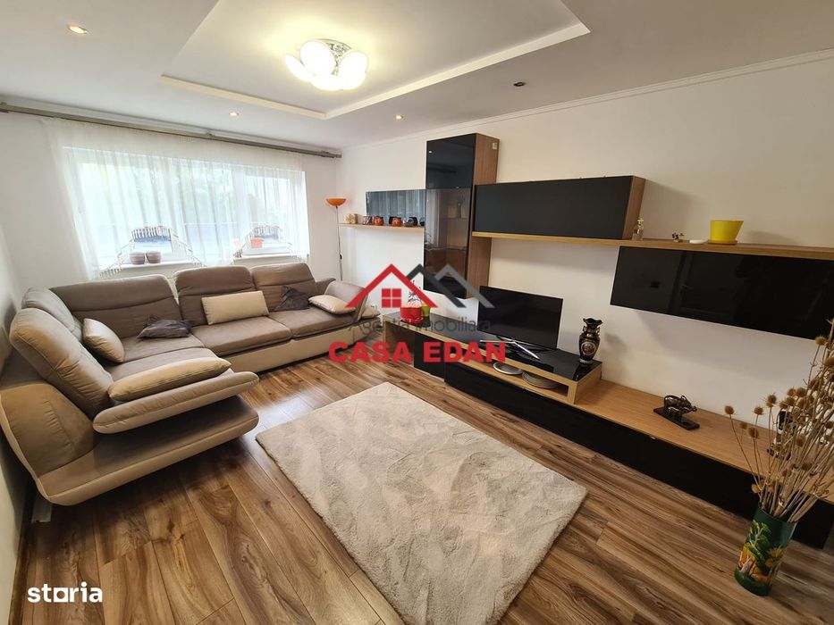 Ap 4 cam in Campina--103.000e