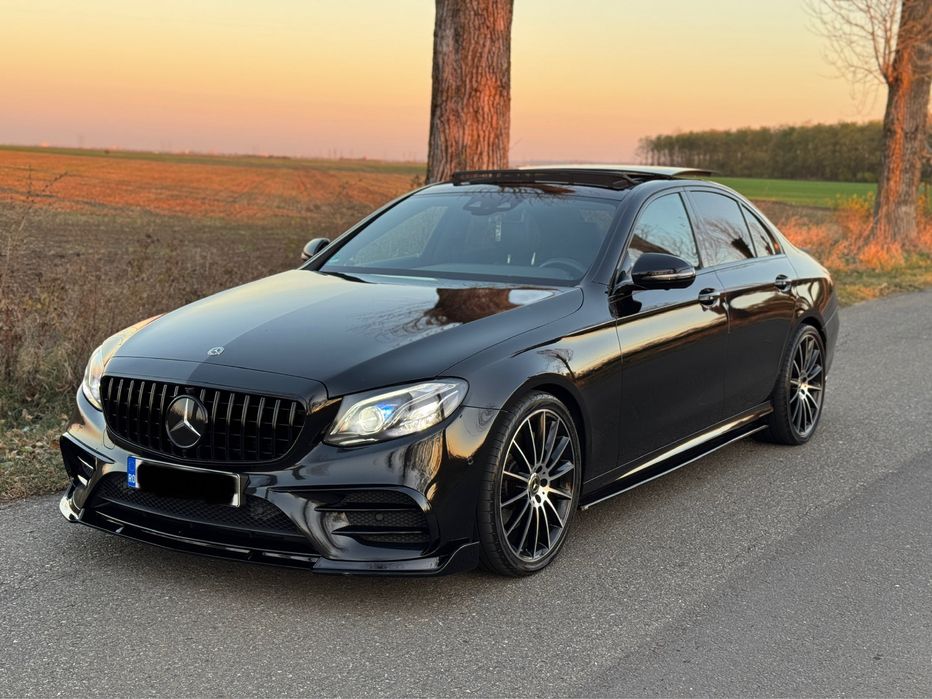 Mercedes-benz E400 Amg diesel / 4matic / perne de are / panorma /2019