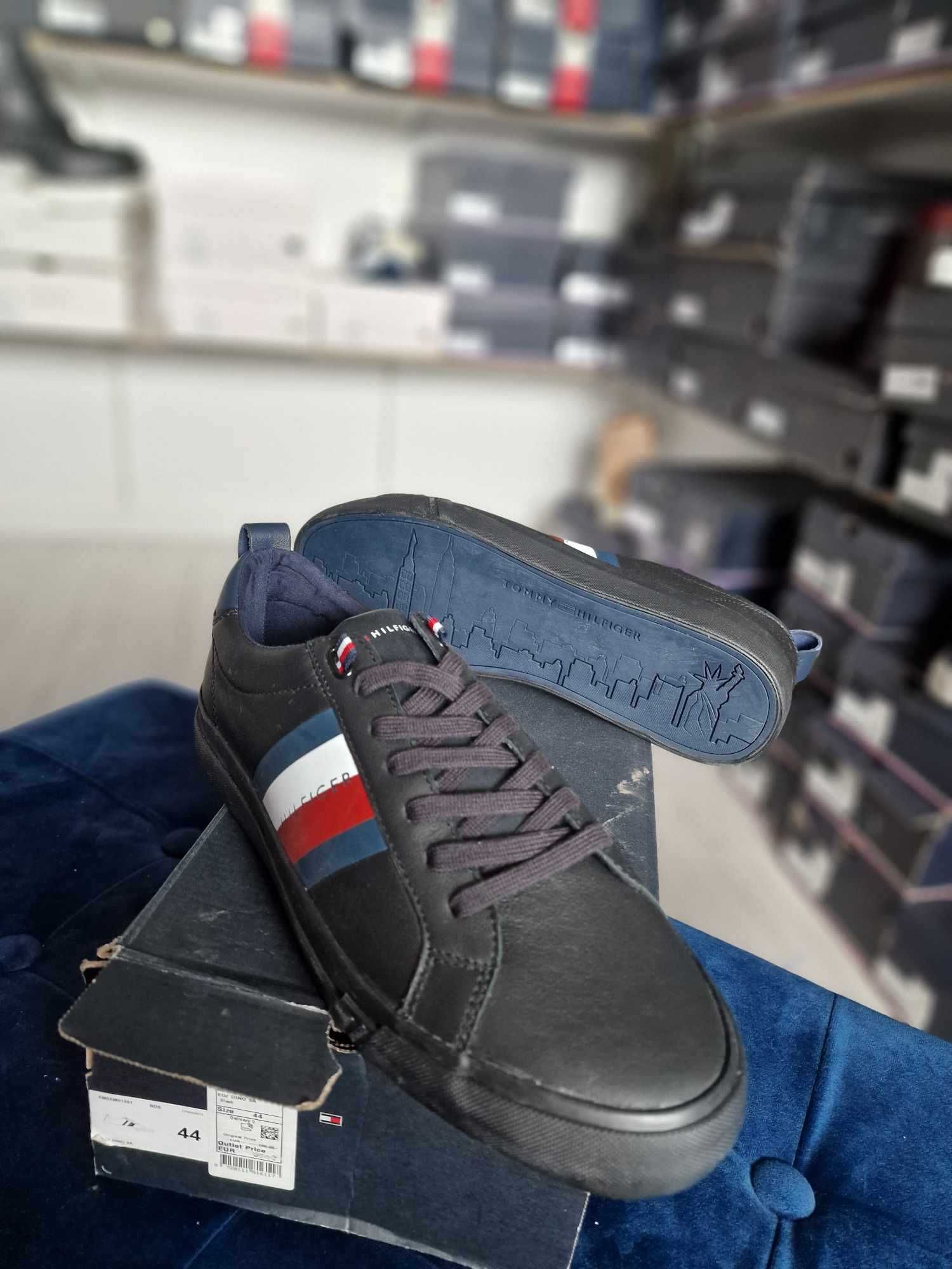 Adidasi de barbati Tommy Hilfiger