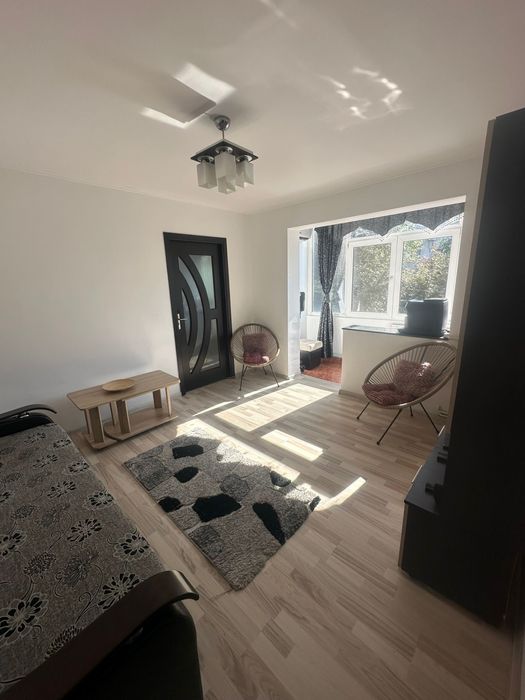 Apartament semidecomandat, 2 camere, zona campus