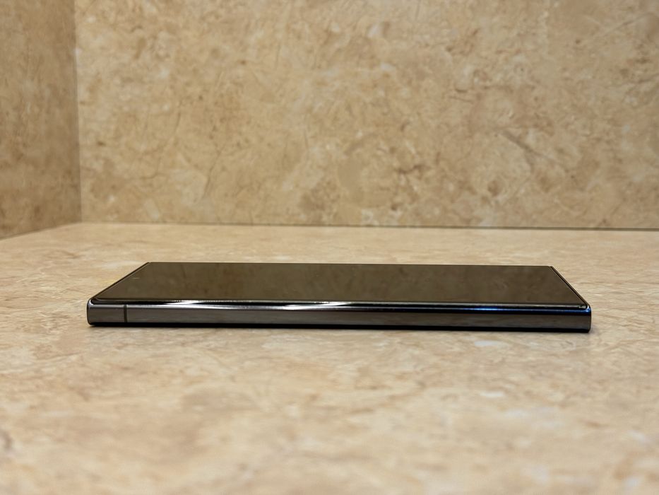 Samsung Galaxy S23 Ultra 256Gb - ОТЛИЧЕН