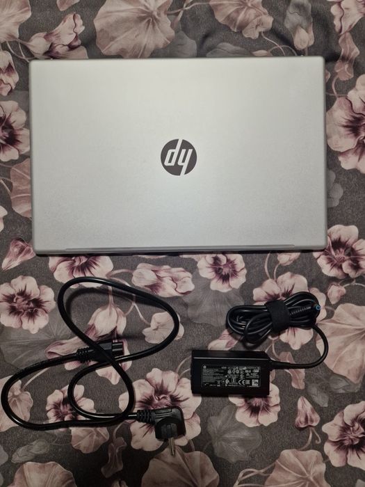 Laptop HP 15, model 15-fd, Intel Core Ultra 7 155H, 32GB RAM, SSD 2TB