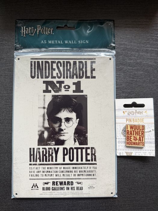 Poster din metal si ecuson metal Harry Potter originale