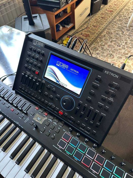 Продам новый KETRON SD90