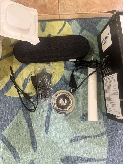 Електрическа четка за зъби Philips Sonicare Diamond