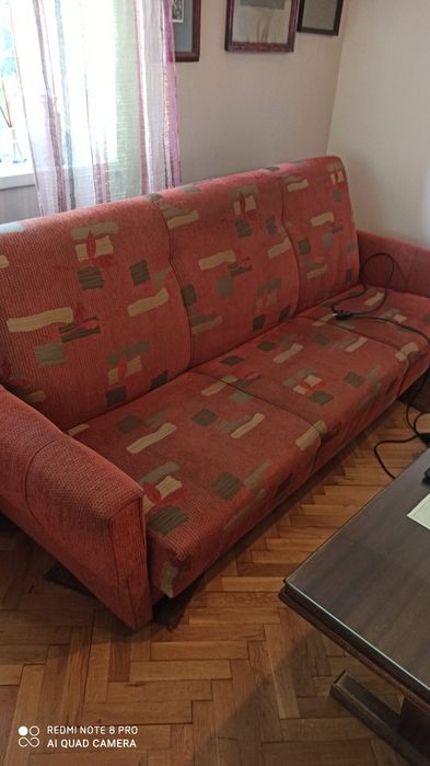 Запазен диван с механизм