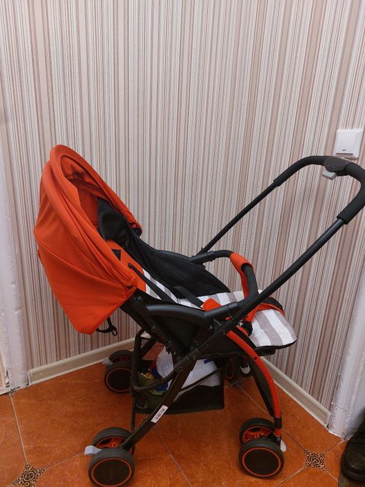 Коляска для прогулки