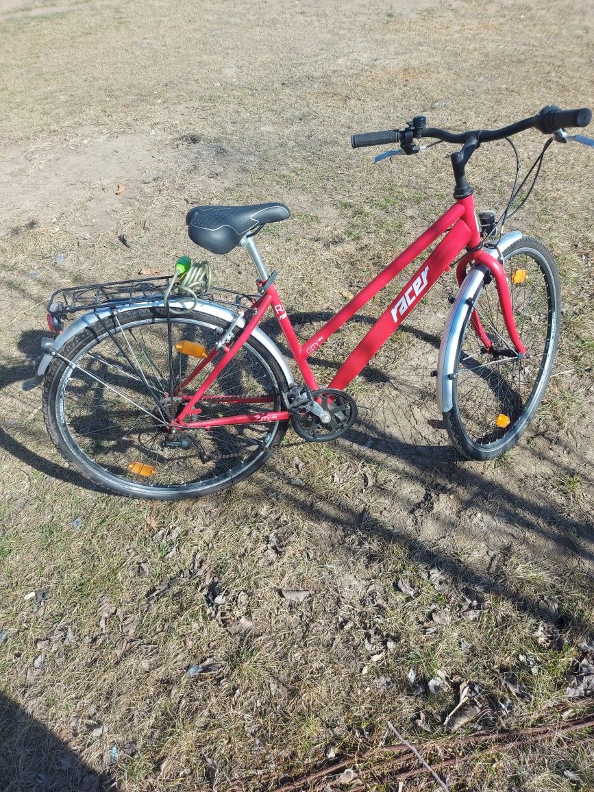 Vând bicicletă damă originală shimano