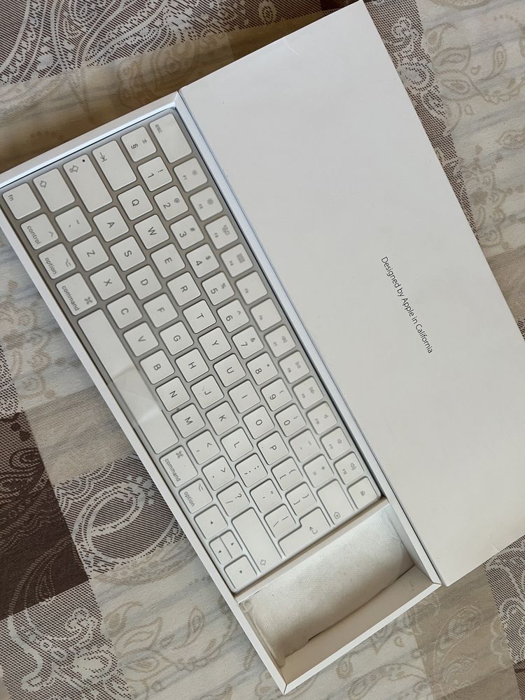 Apple Magic Keyboard 2 Като Нова