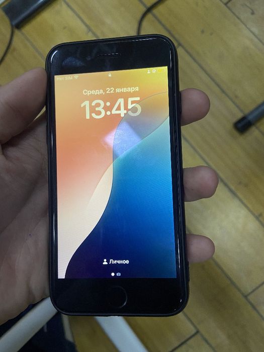 Iphone Se2020 продам