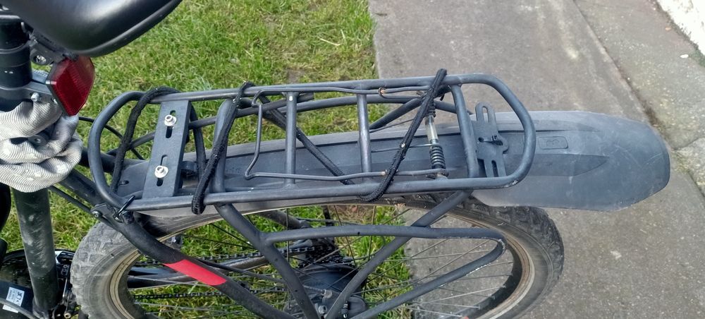 Bicicletă electrică cu 2 baterii