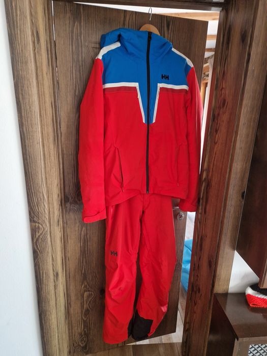 Ски екип Helly Hansen