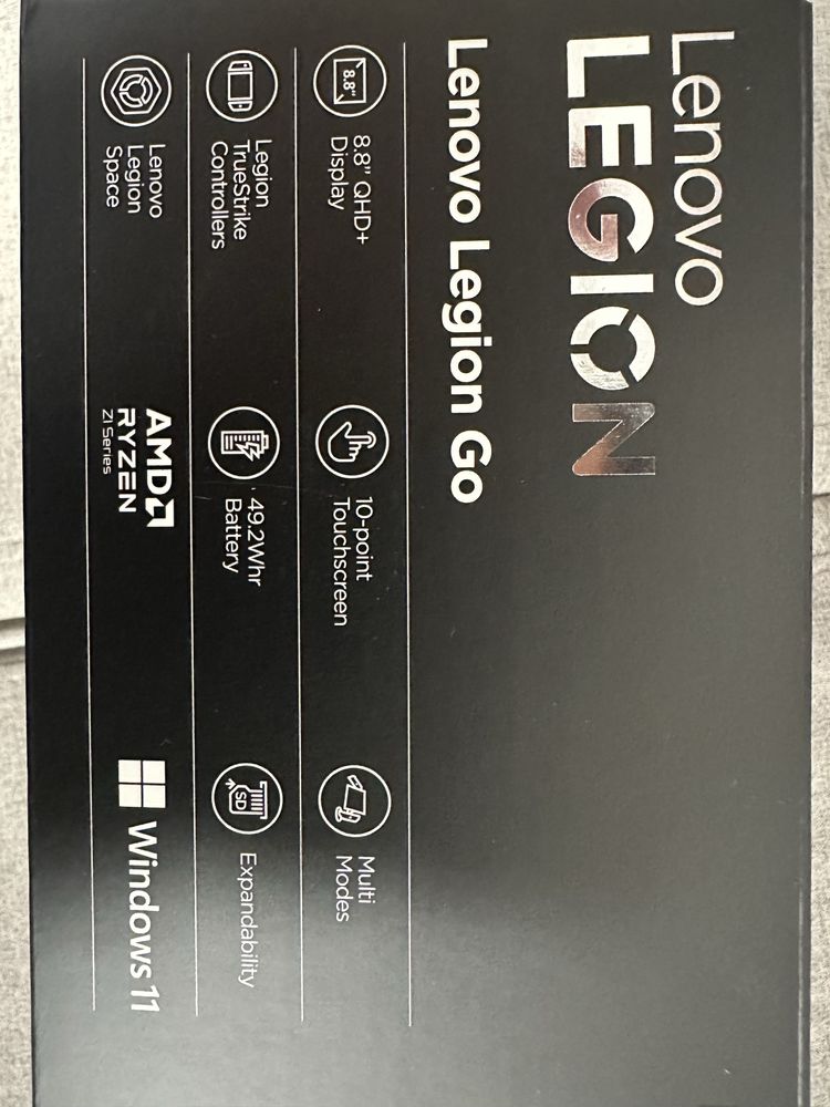 Гейминг Конзола Lenovo Legion Go в Гаранция + MSI Nest