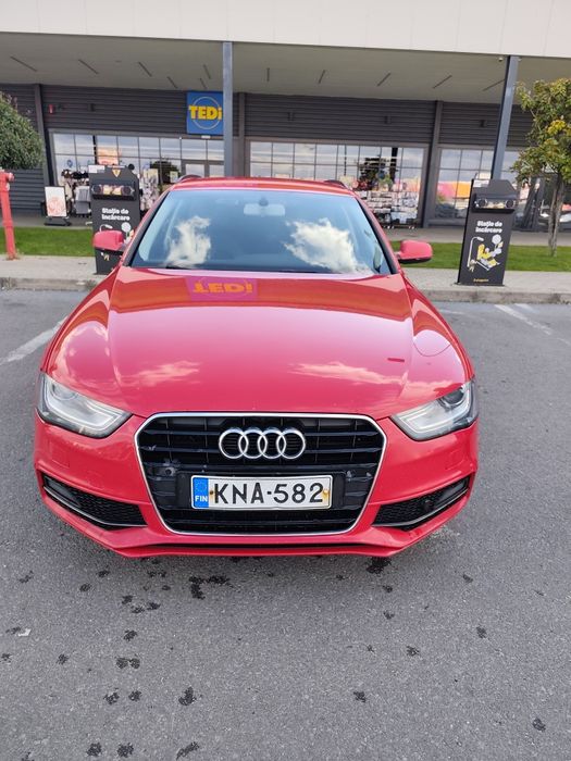 Vând Audi A4 b8 facelift S-line an 2014 euro 6