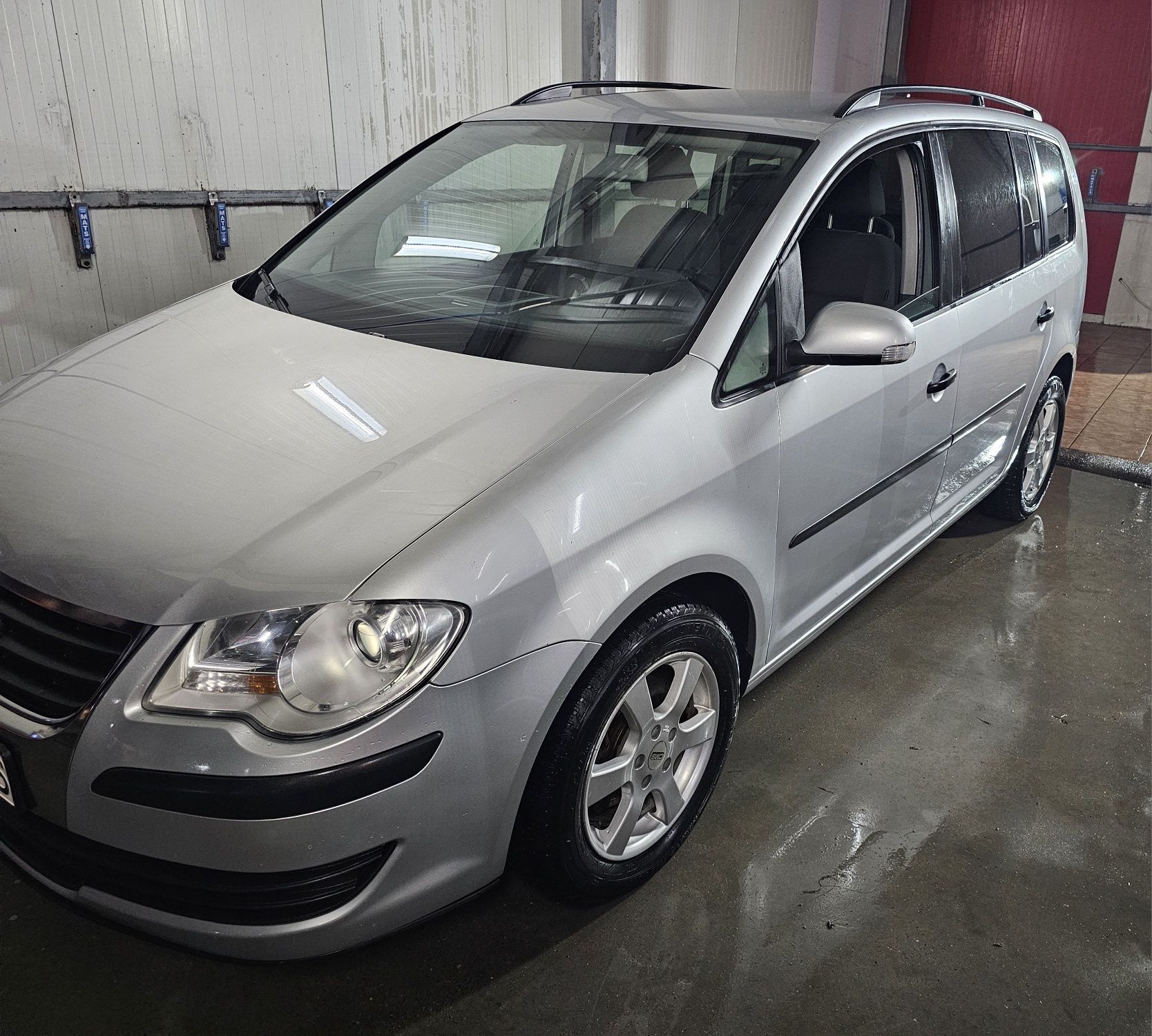 VW TOURAN proprietar km reali