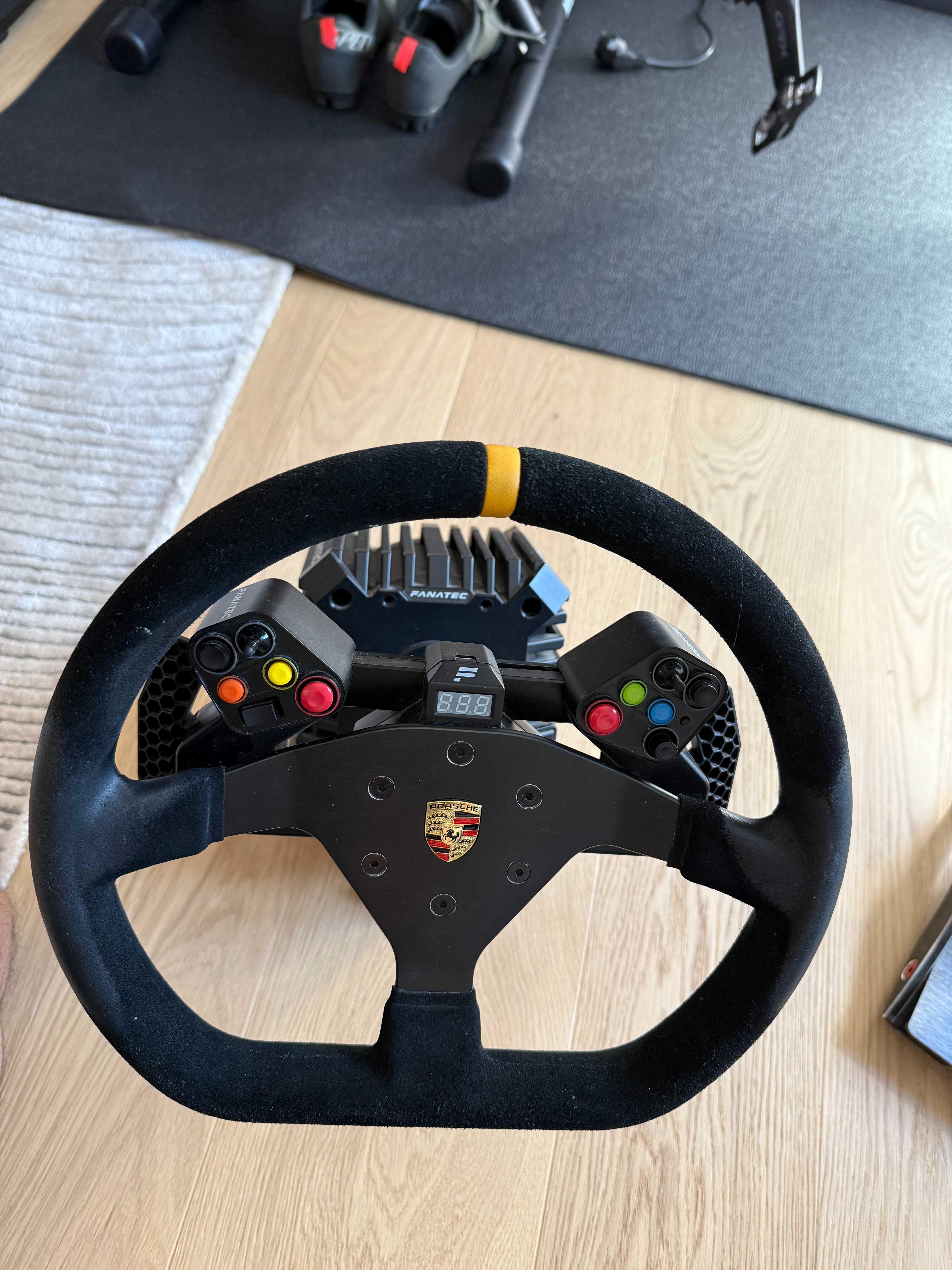 Fanatec CSL DD 8nM и ClubSport v3 Pedals за Sim racing