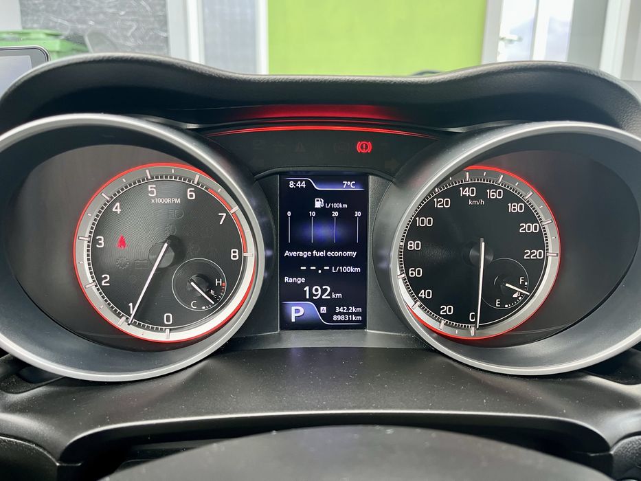 Vand / Schimb suzuki swift 2019 automat