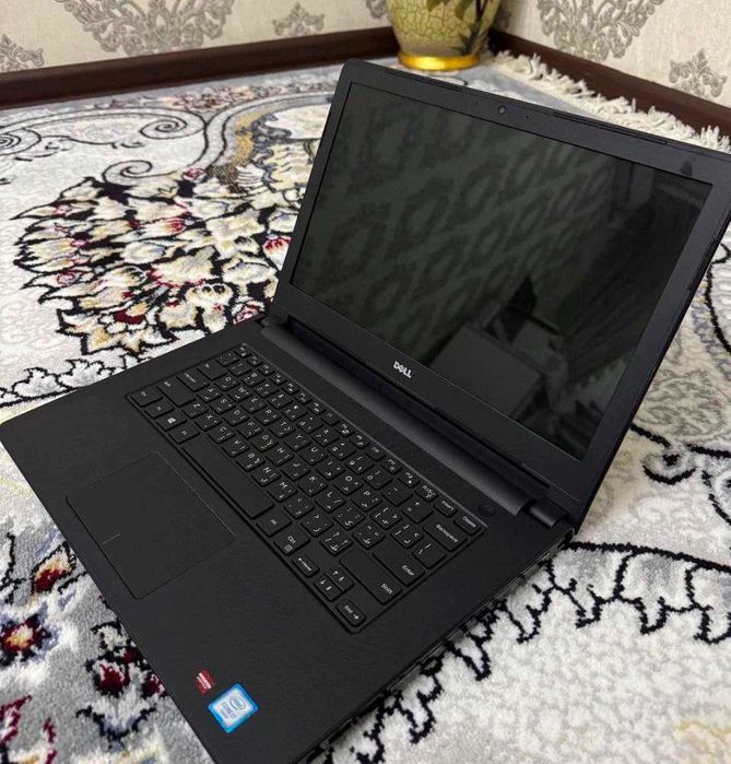 Noutbuk sotiladi Dell core i7  yangi