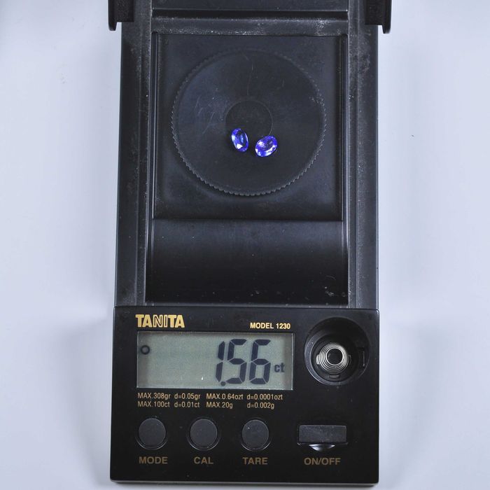 Естествени танзанити 1.56 карата