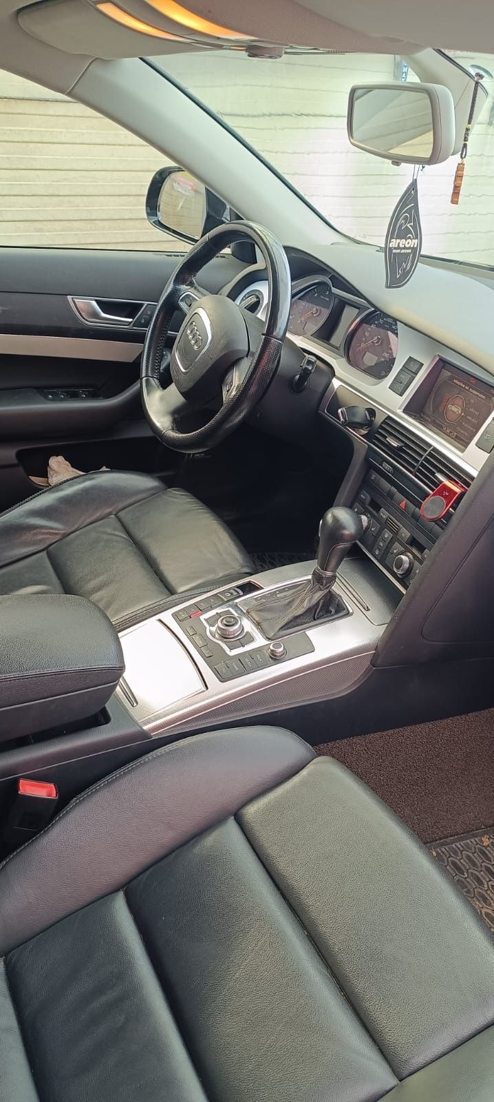 Vand urgent Audi A6 Allroad 2011