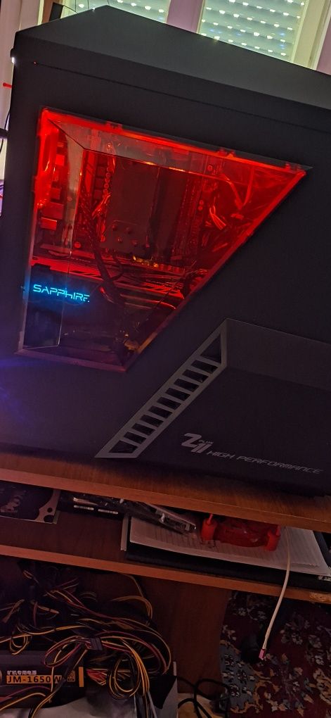 Компютър Asus //