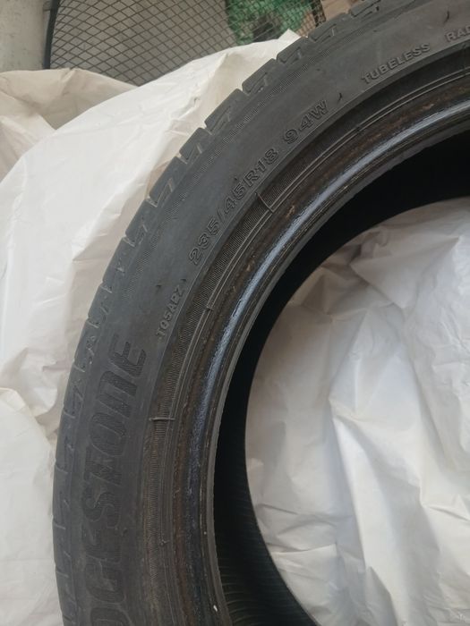 Шина летние,хорошие состояние,Bridgestone