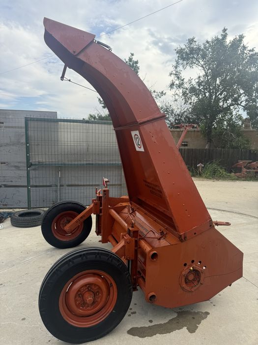 Tocator resturi vegetale,orkan 2,cutite laba gasca