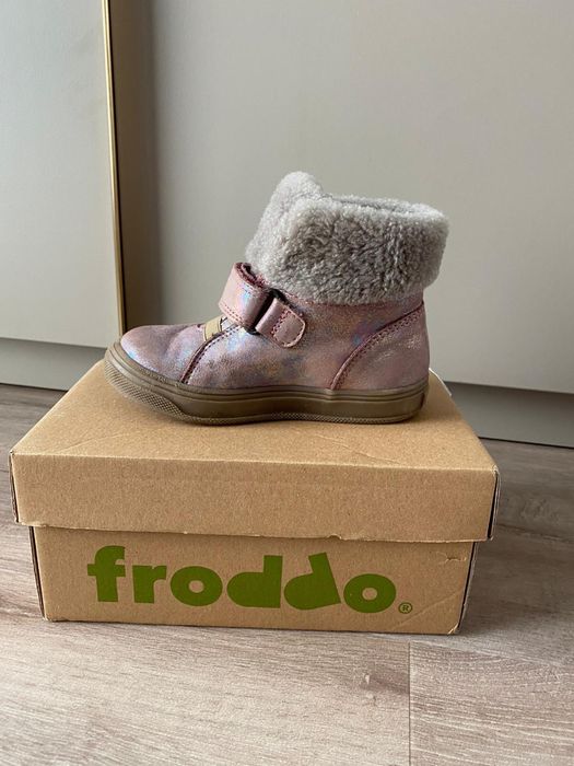 Ghete de iarna din piele impermeabile