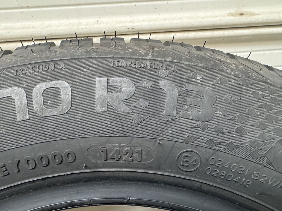 Автомобилни гуми 155 70 13 Vredestein