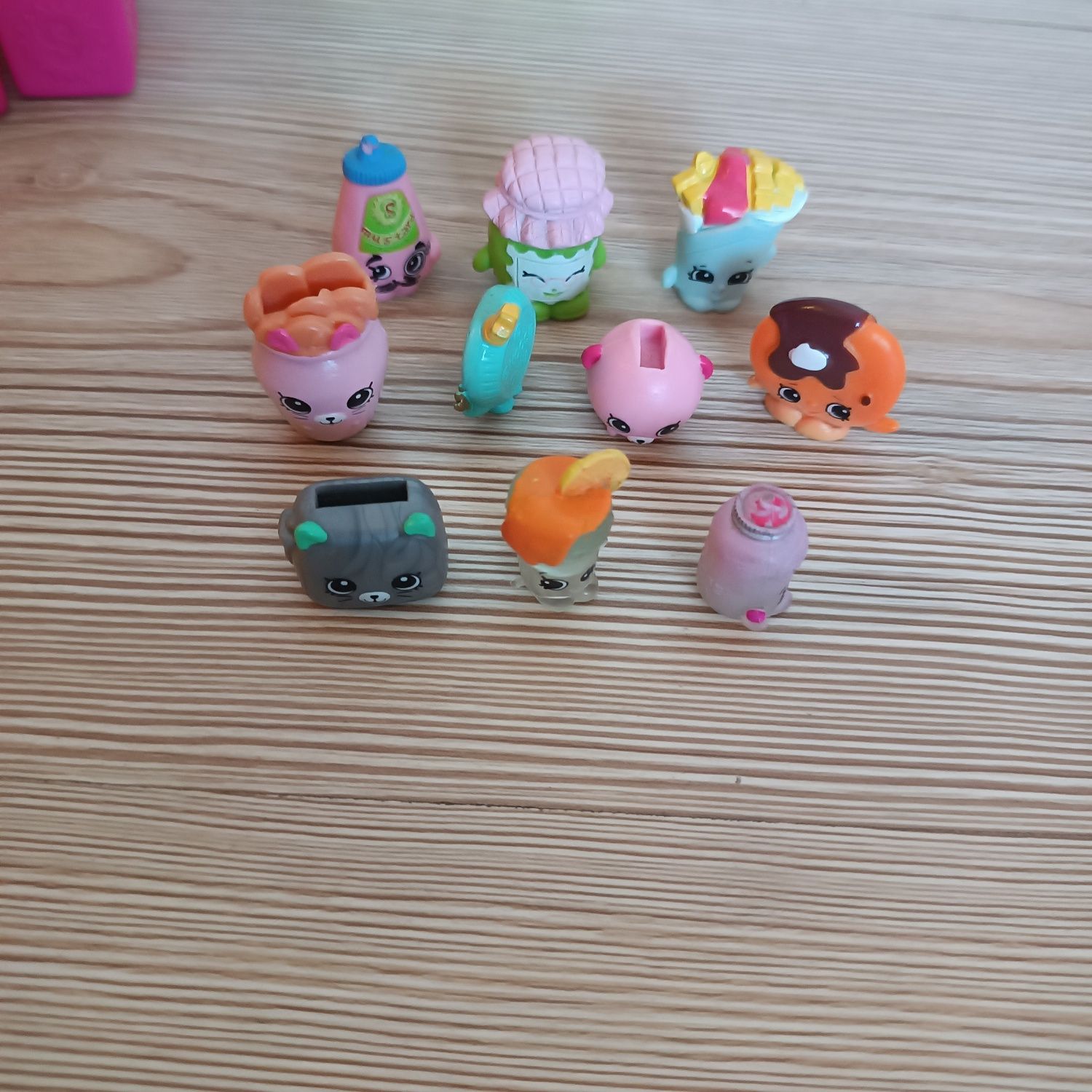 Shopkins . Занимателен лот