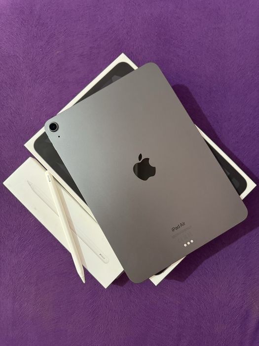 Планшет Apple iPad Air 10.9" 2022 Wi-Fi 64Gb