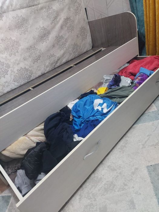 Двухъярусная детская кровать