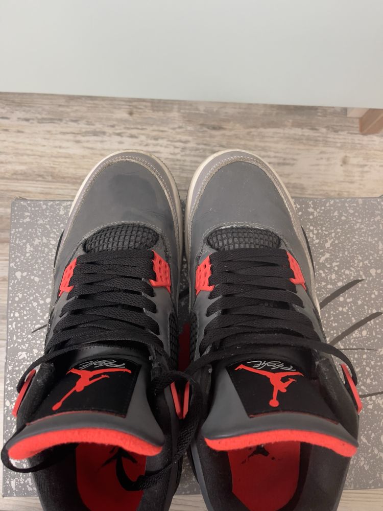 Jordan 4 Infrared