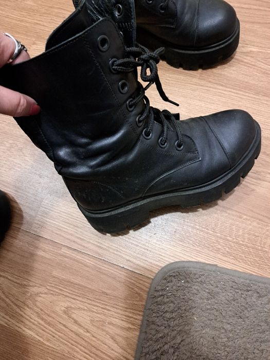 Два чифта дамски боти,естествена кожа и велурени