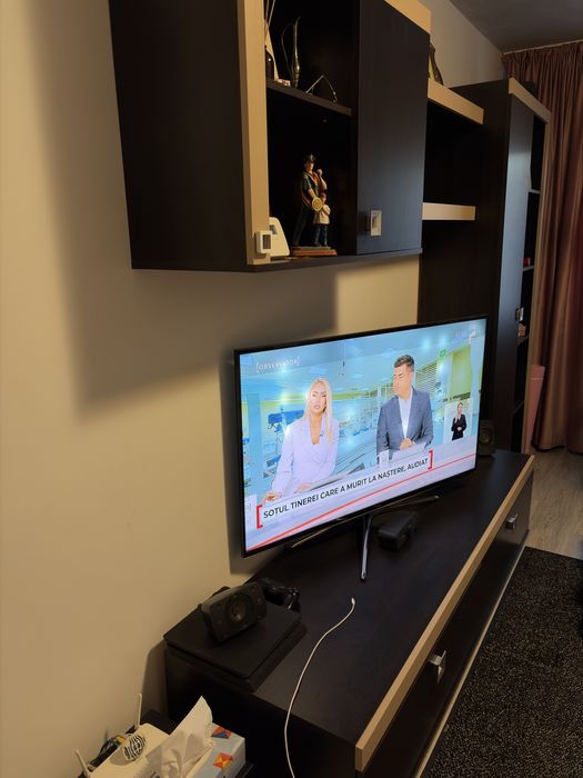 Mobila living/sufragerie