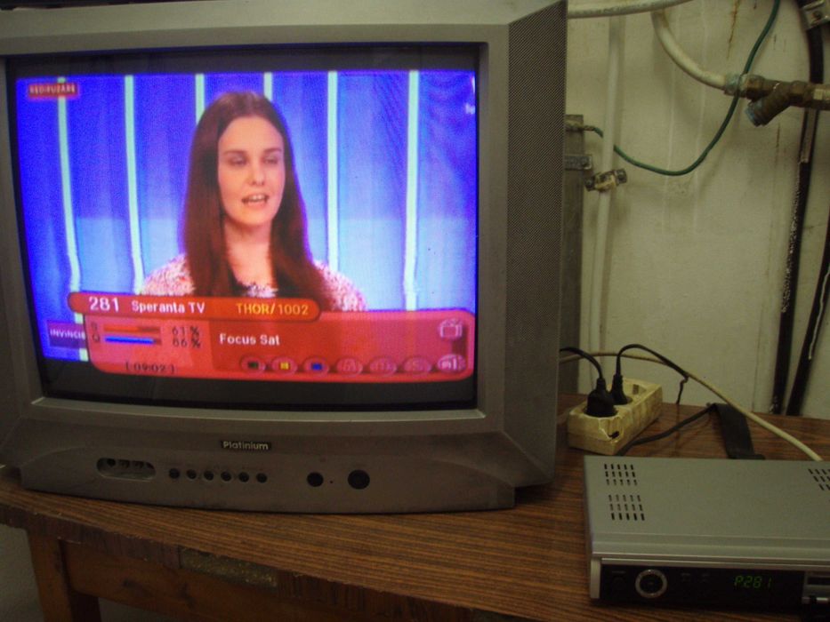 Receptor satelit SD (fara HDMI) Kaon K-ES1280CO Focus Sat + cartela