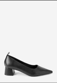 Pantofi negri din piele, marca Next, mar. 38