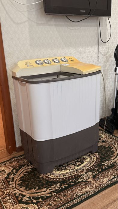 Срочно продам стиральную машину полуавтомат