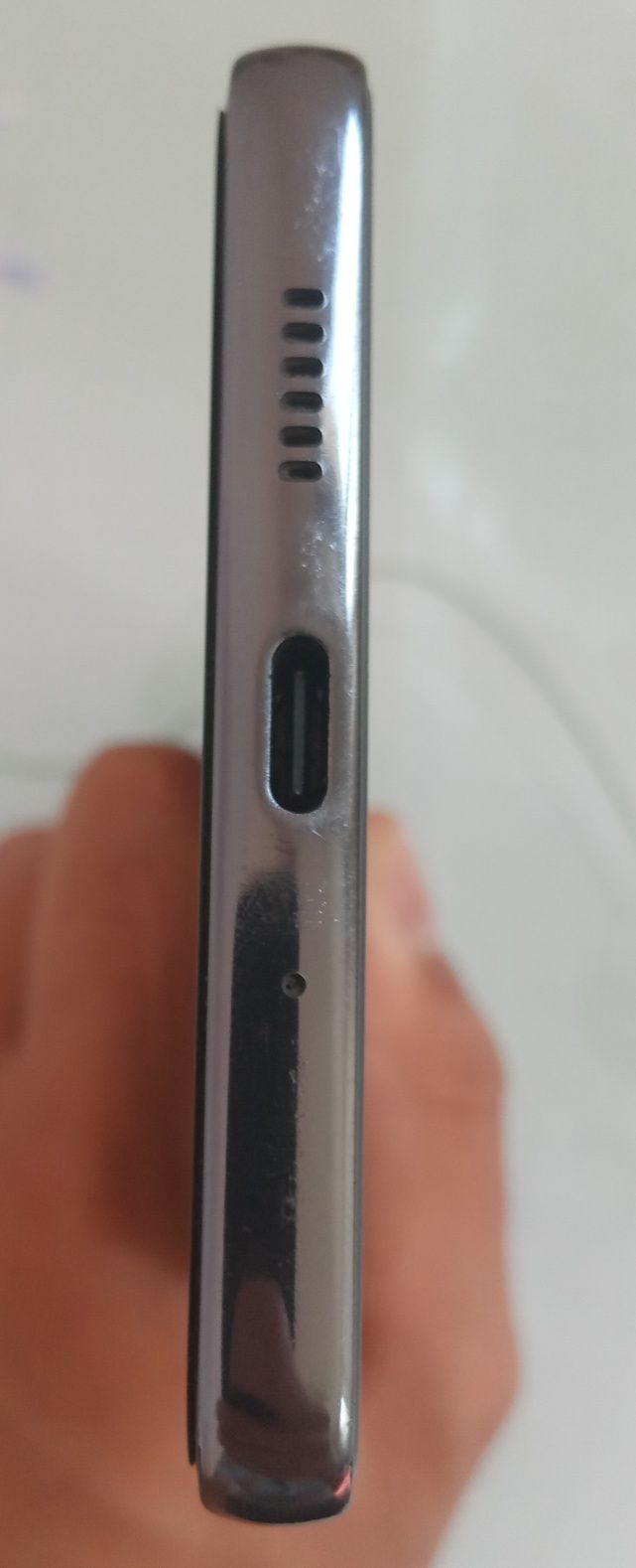 Samsung A73 5G .