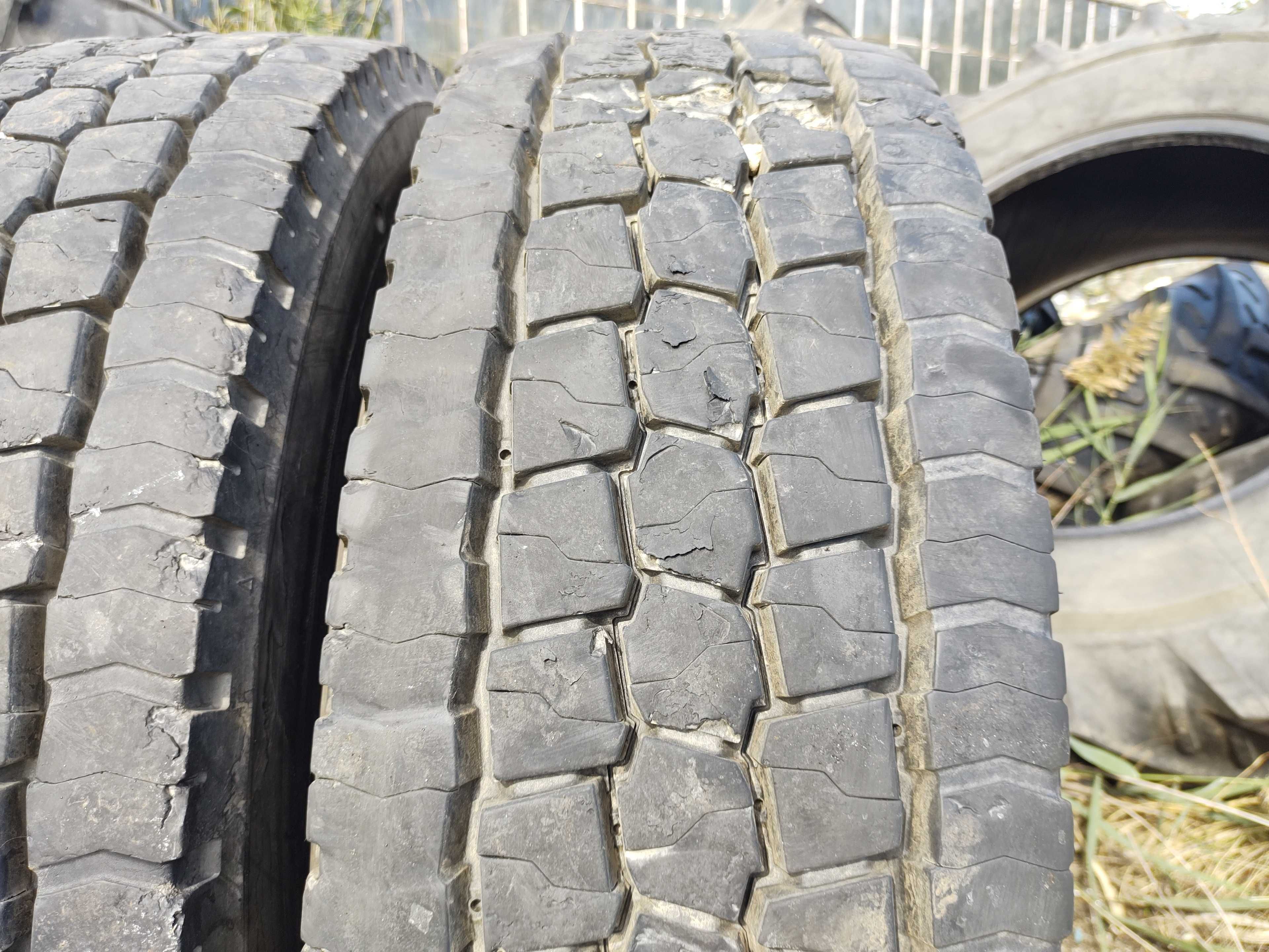 275/70/22.5 GoodYear Ultra Grip WTS City 2013г 15мм 4броя