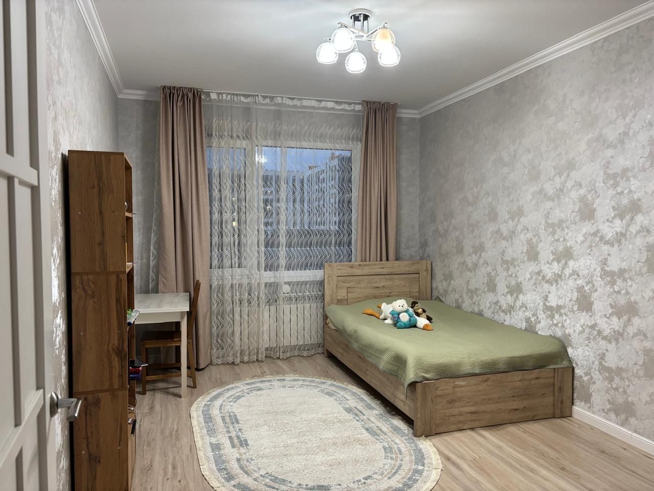 Продам двух комнатную квартиру