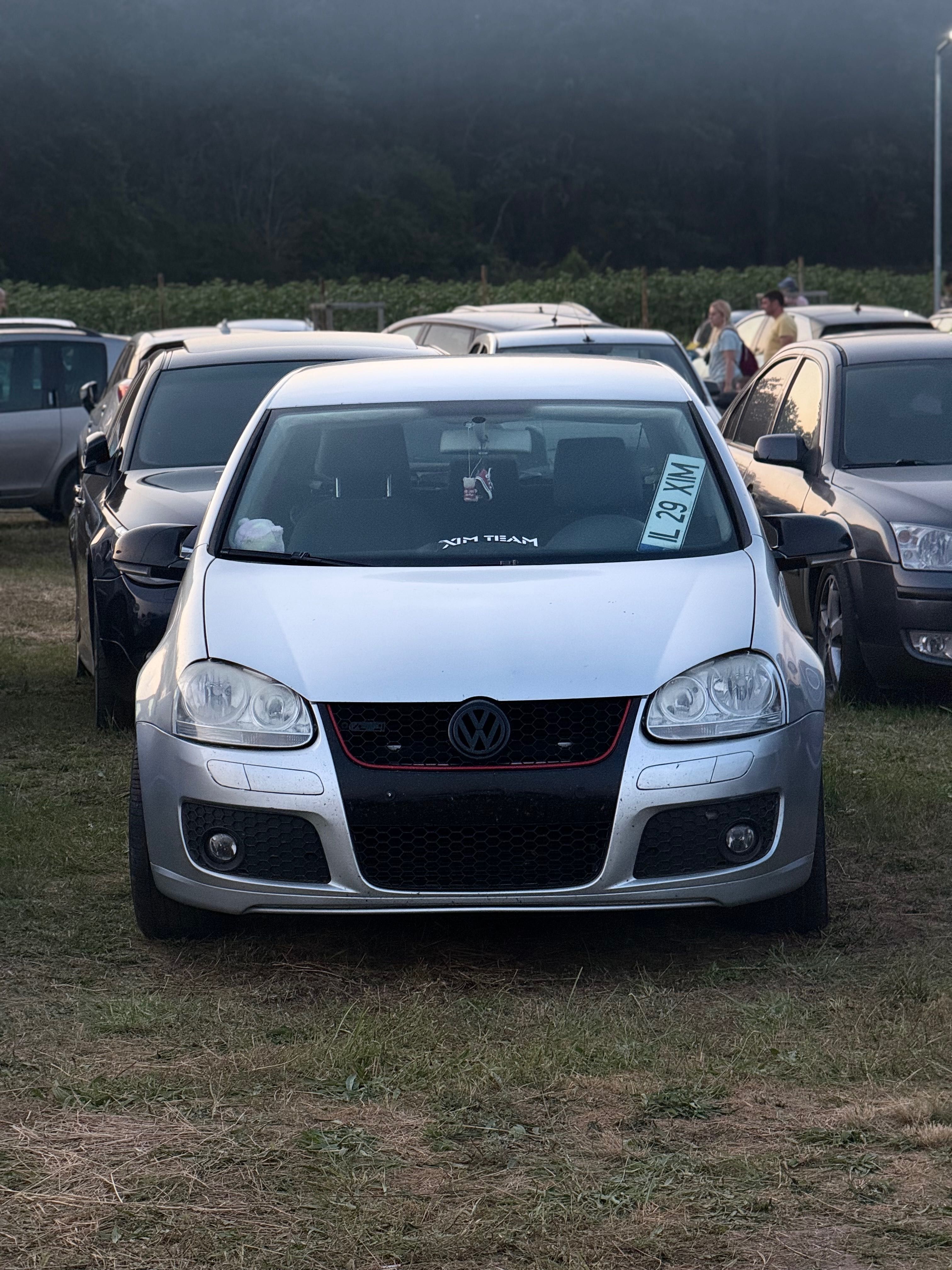 vând vw golf 5 2.0 TDI