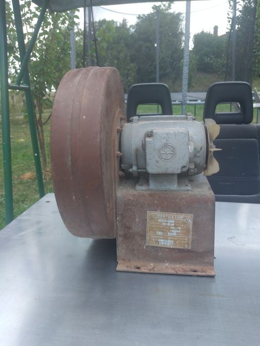 Ventilator debit 280 m3/ora