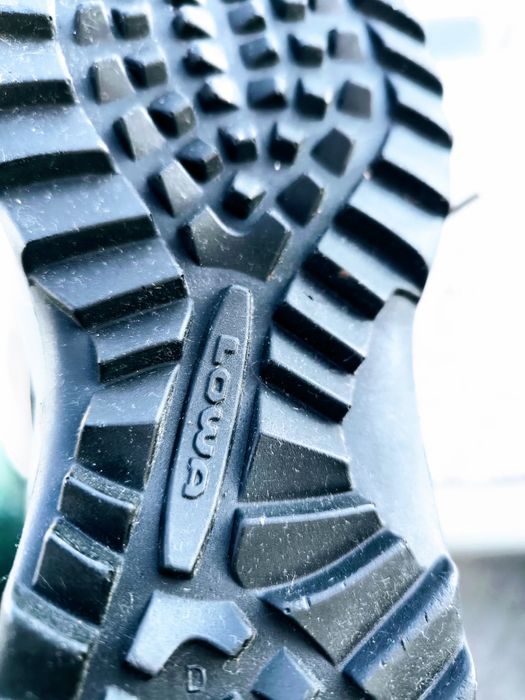 Lowa îmblănite Goretex pt lucru cu crăpături finuțe exterior
