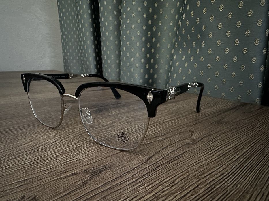 Продаю очки хром хартс