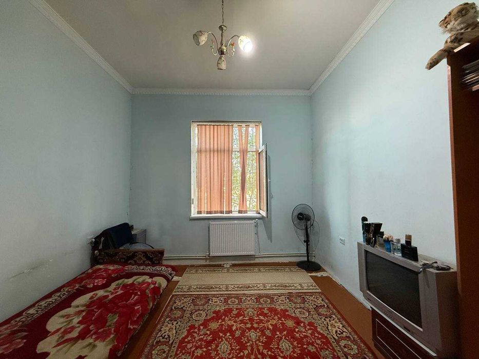 TAYYOR 6 sotiqli kottedj sotiladi