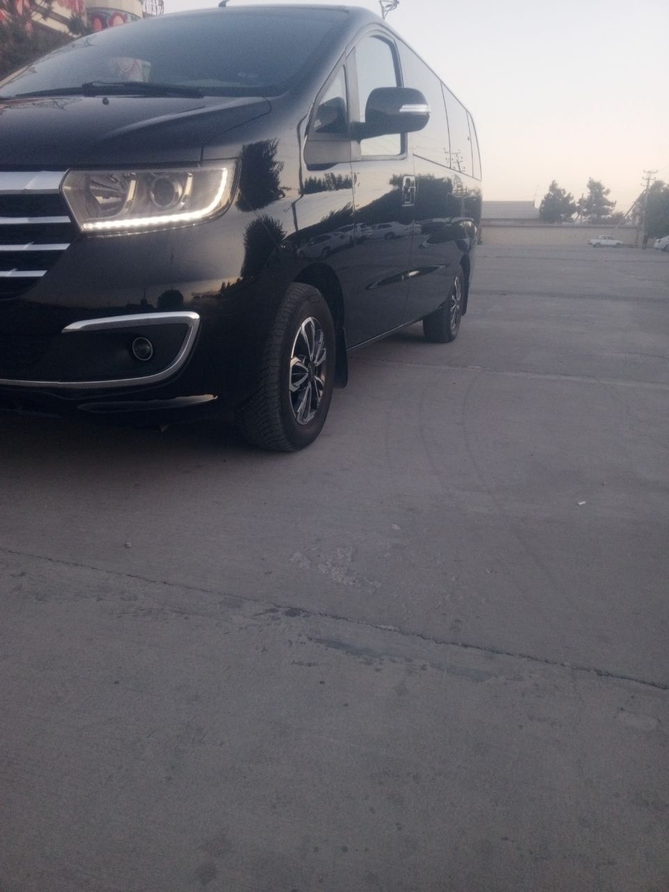 Jac M3 sotiladi.
