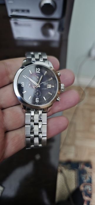 Срочно тиссот tissot часы продаётся