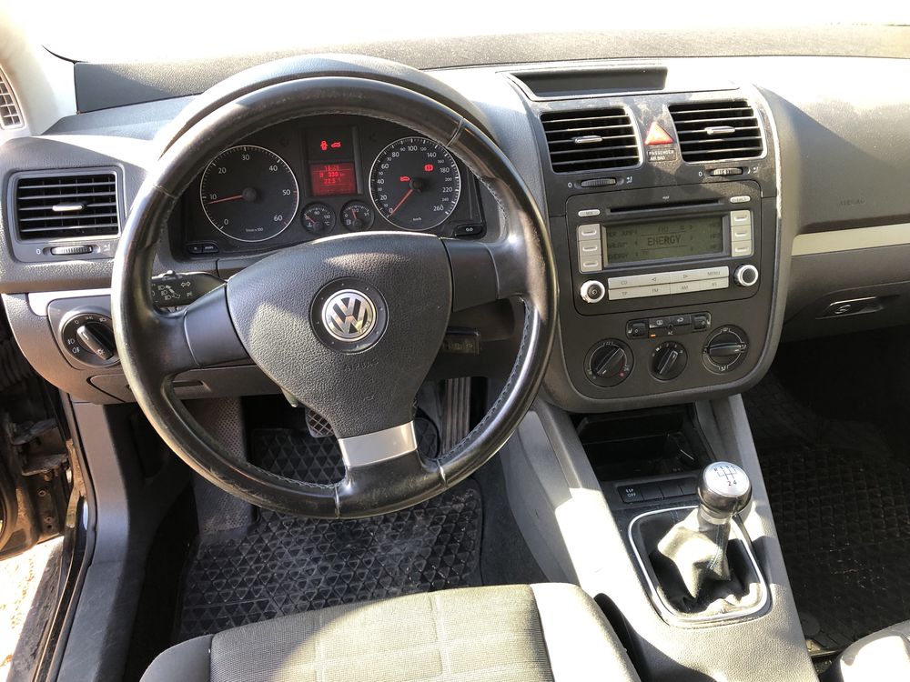 На Части VW Golf5 1.9tdi-105к.с. BLS !!!